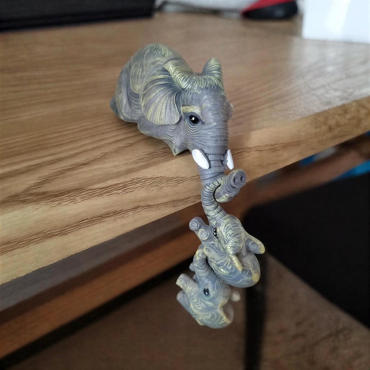 Animal Mother And Baby Elephant Hanging Mantlepiece Decor Figurines