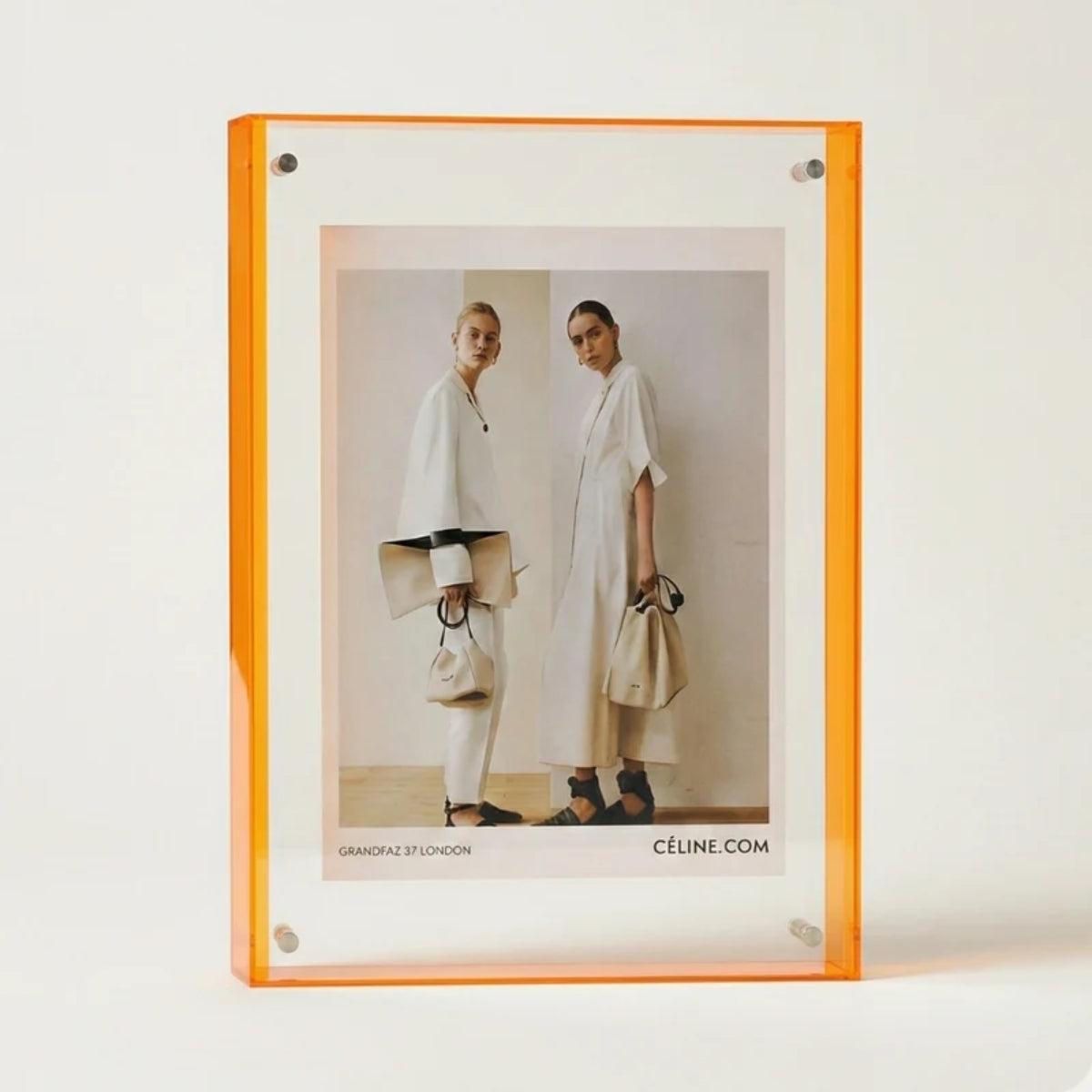 Gallery Wall Picture Frame Display With Vibrant Edge For Framed Photos And Posters