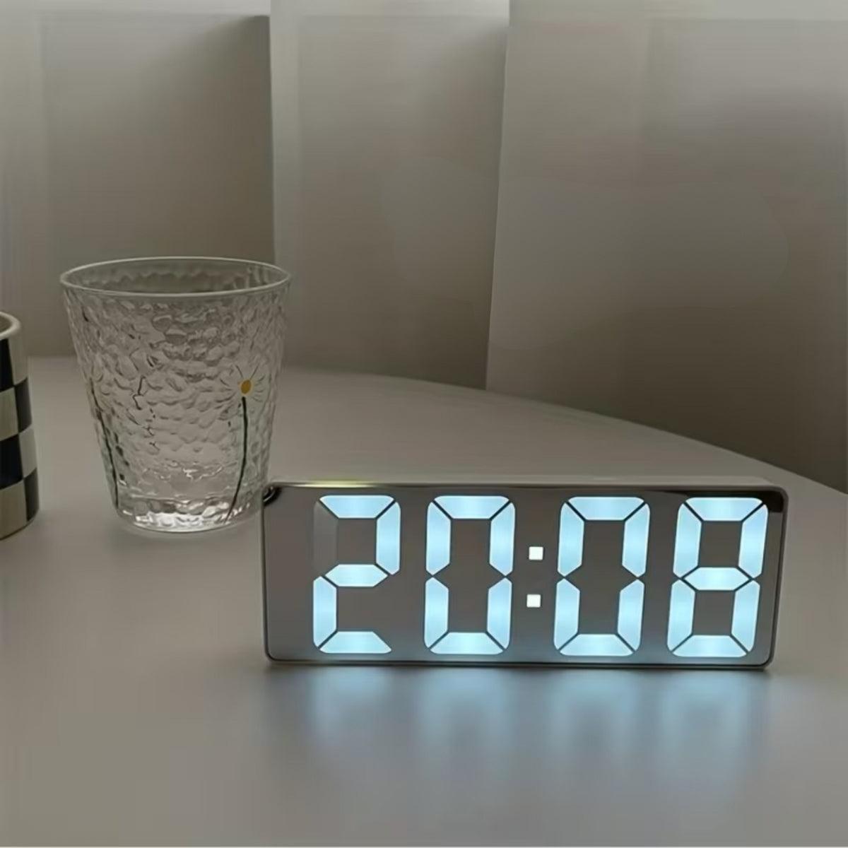 Digital Alarm Clock With Mirrored Screen