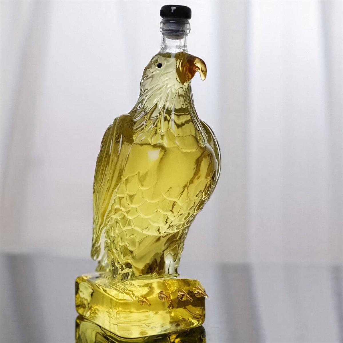 Eagle Styled Whiskey Decanter For Decorative Displays