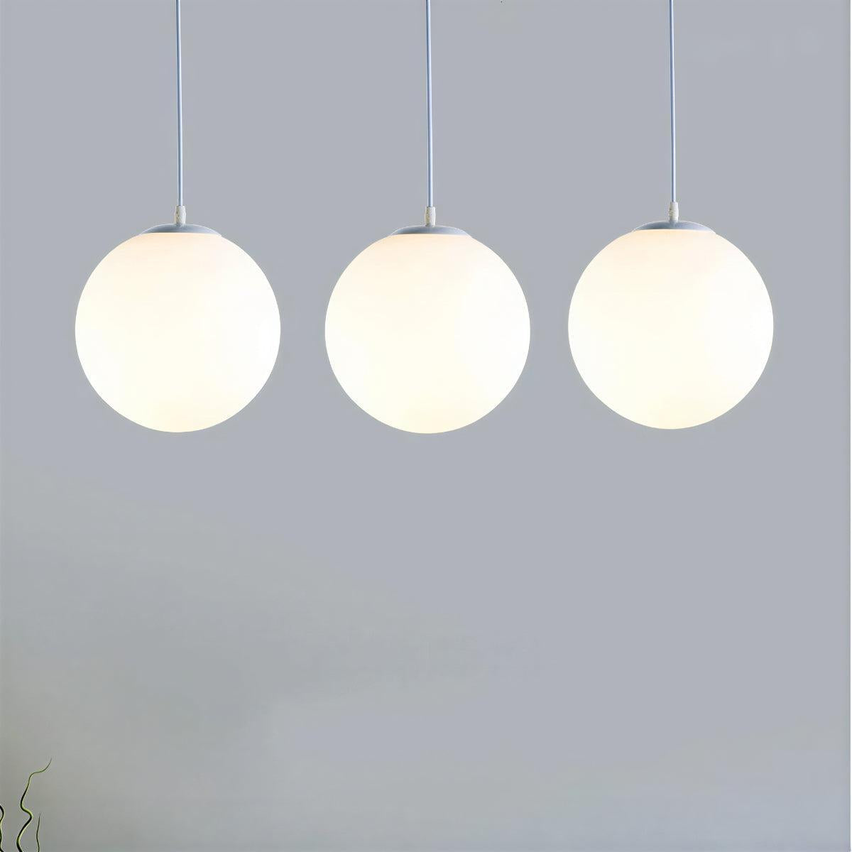 Modern Simple Glass Globe Pendant Light for Restaurants