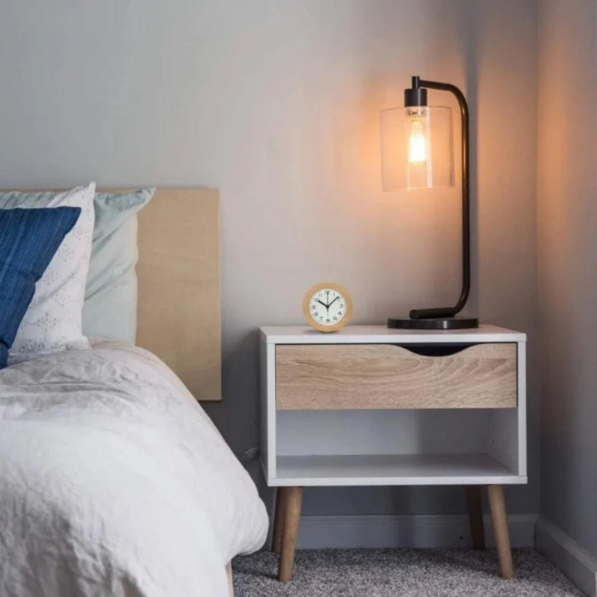 Silent Nightstand Analog Clock With Alarm Function