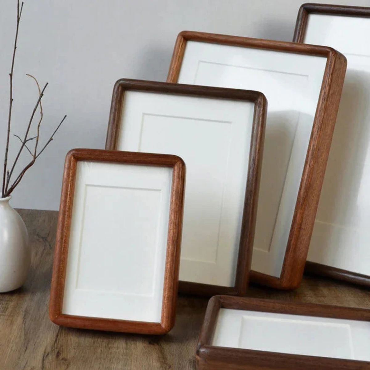 Solid Wood Picture Display Frame With Rounded Corners