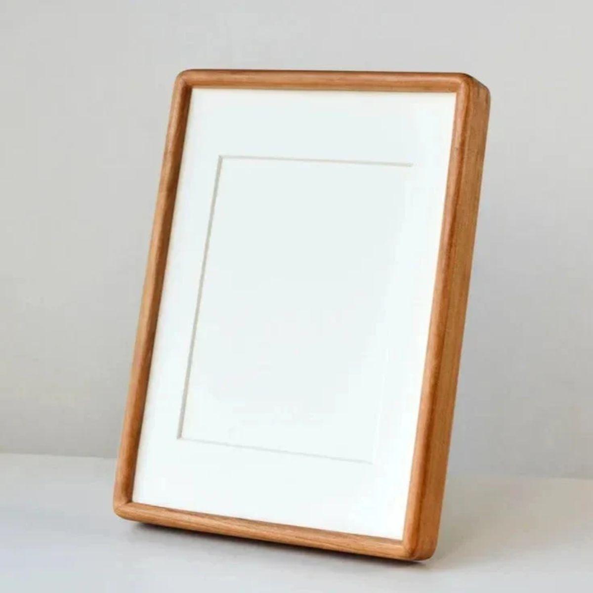 Solid Wood Picture Display Frame With Rounded Corners